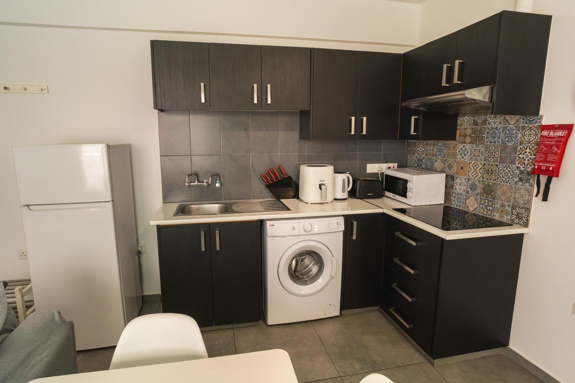 Apartament Kave Blue Mackenzie 1 Bdr Flat With Pool Larnaca Zewnętrze zdjęcie