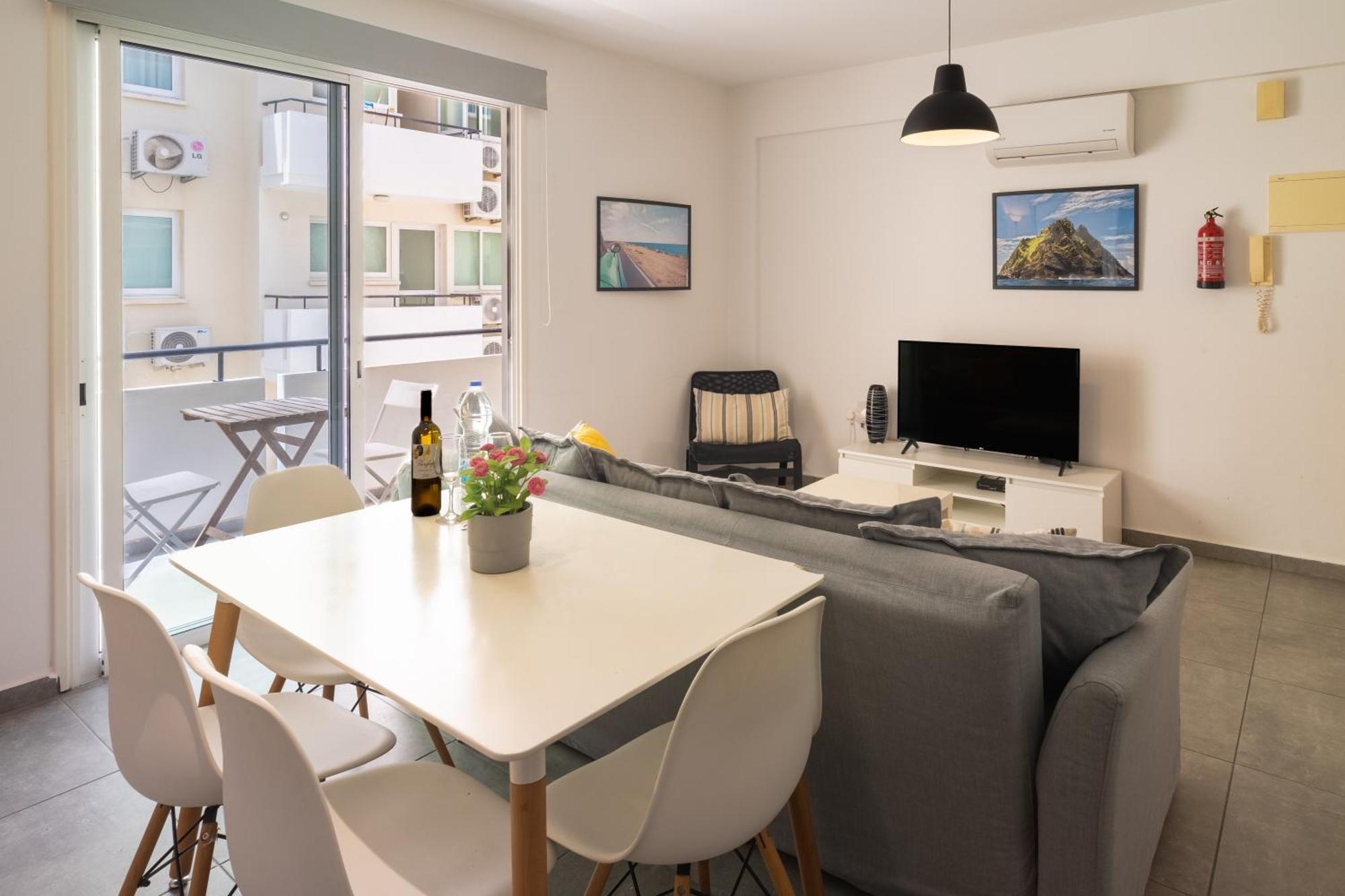 Apartament Kave Blue Mackenzie 1 Bdr Flat With Pool Larnaca Zewnętrze zdjęcie